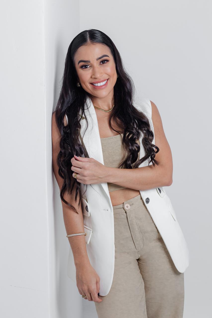 Dra. Suzanne Sosa — Clínica Reabilitar